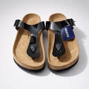 Birkenstock Glossy Black Gizeh Sandals